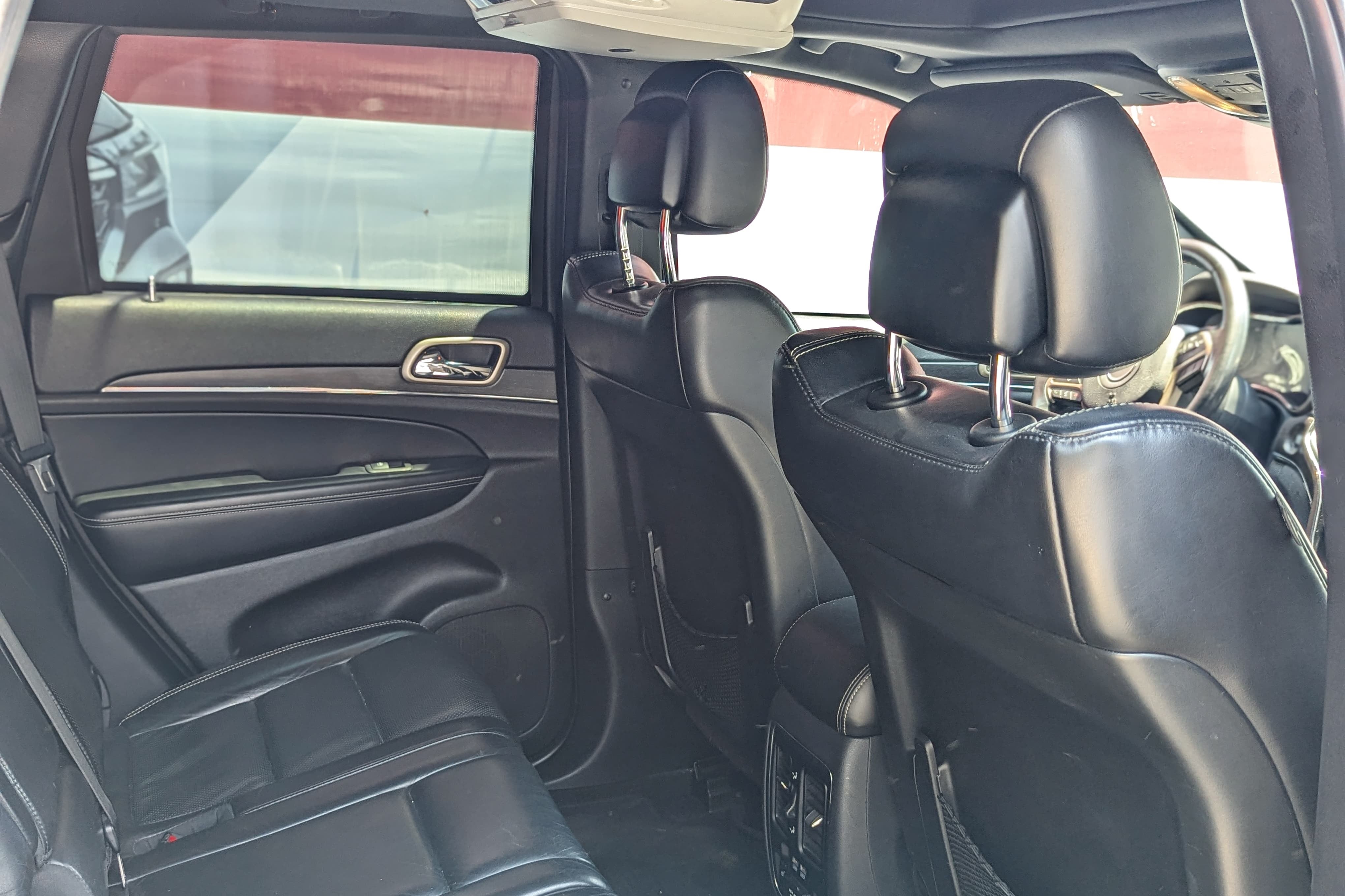 2015 Jeep Grand Cherokee LIMITED LUJO, V8, 5.7L, 360 CP, 5 PUERTAS, AUT