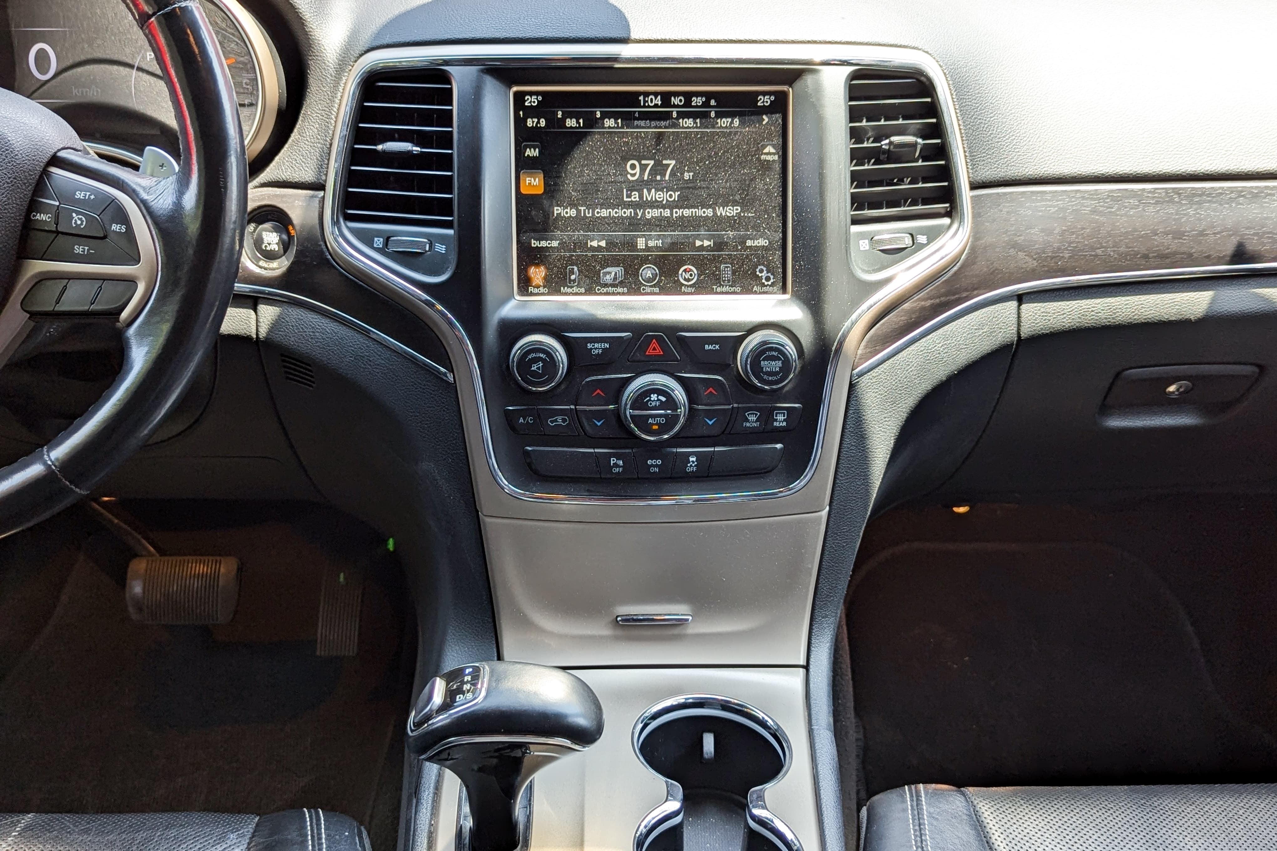 2015 Jeep Grand Cherokee LIMITED LUJO, V8, 5.7L, 360 CP, 5 PUERTAS, AUT