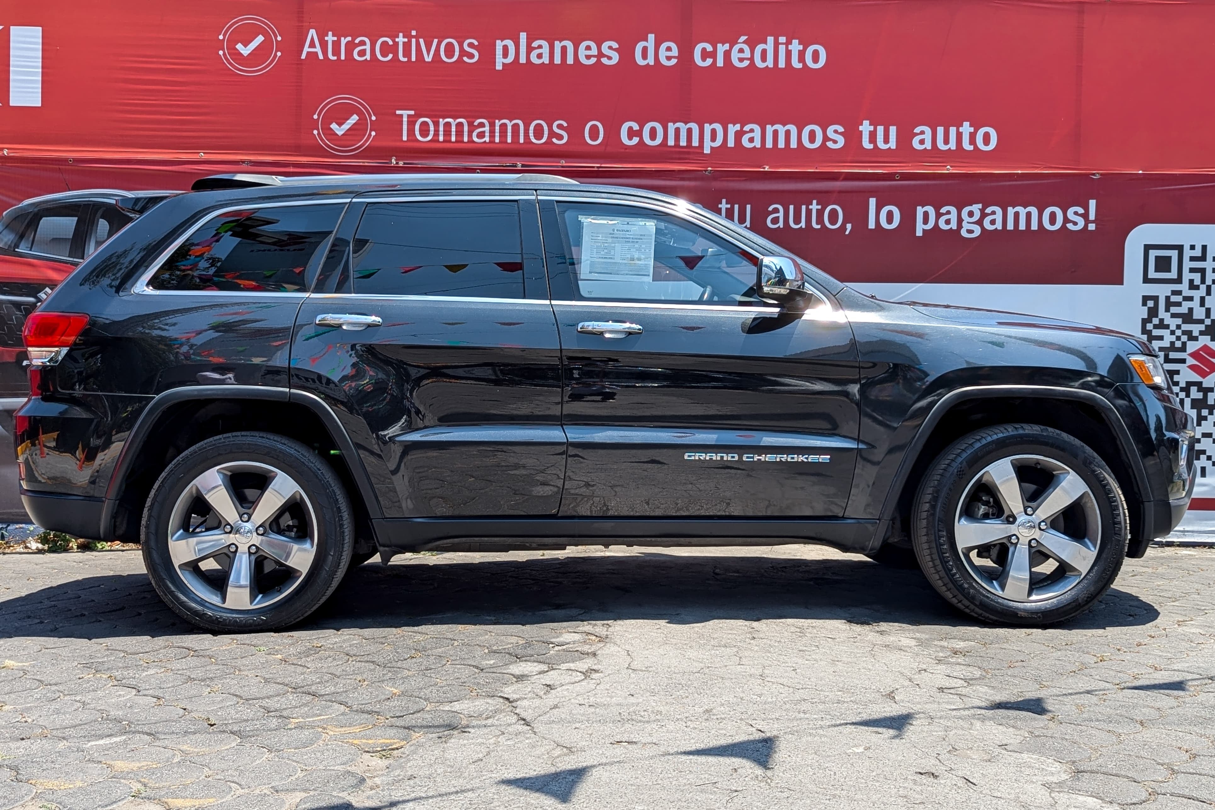 2015 Jeep Grand Cherokee LIMITED LUJO, V8, 5.7L, 360 CP, 5 PUERTAS, AUT