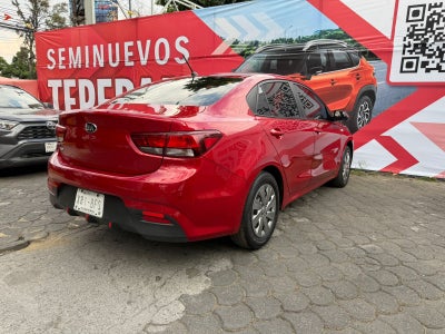 2020 Kia Rio L, L4, 1.6L, 121 CP, 4 PUERTAS, STD