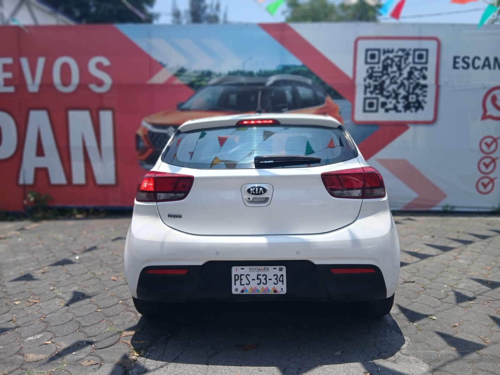 2018 Kia Rio EX, L4, 1.6L, 121 CP, 5 PUERTAS, STD