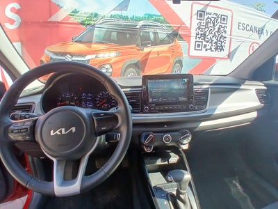 2022 Kia Rio Base