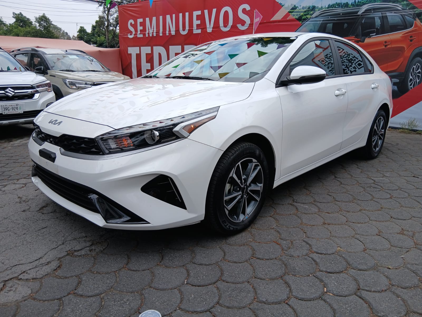 2023 Kia Forte LX, L4, 2.0L, 147 CP, 4 PUERTAS, STD