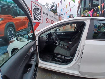 2023 Kia Forte LX, L4, 2.0L, 147 CP, 4 PUERTAS, STD
