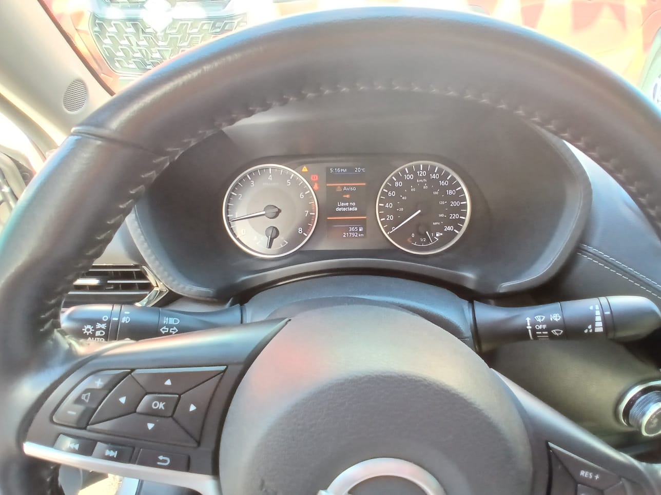 2023 Nissan Sentra ADVANCE L4 2.0L 145 CP 4 PUERTAS STD BA AA