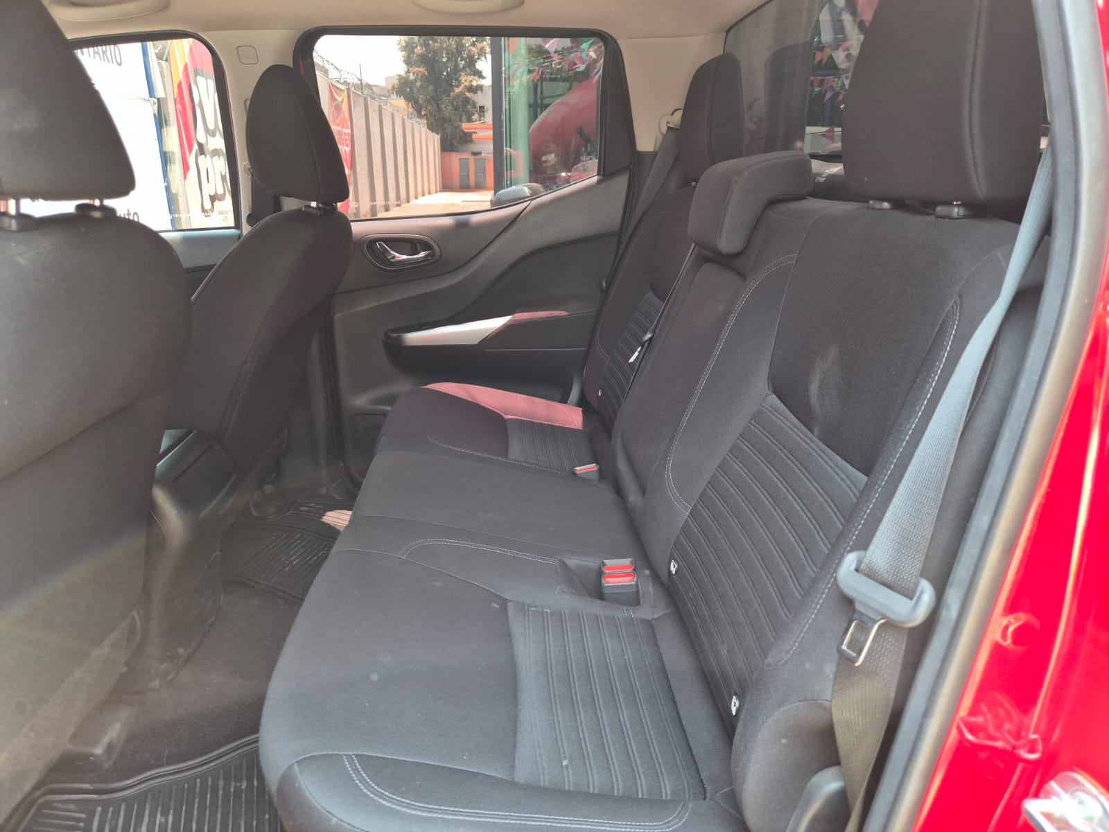 2023 Nissan Frontier FRONTIER LE TM '23