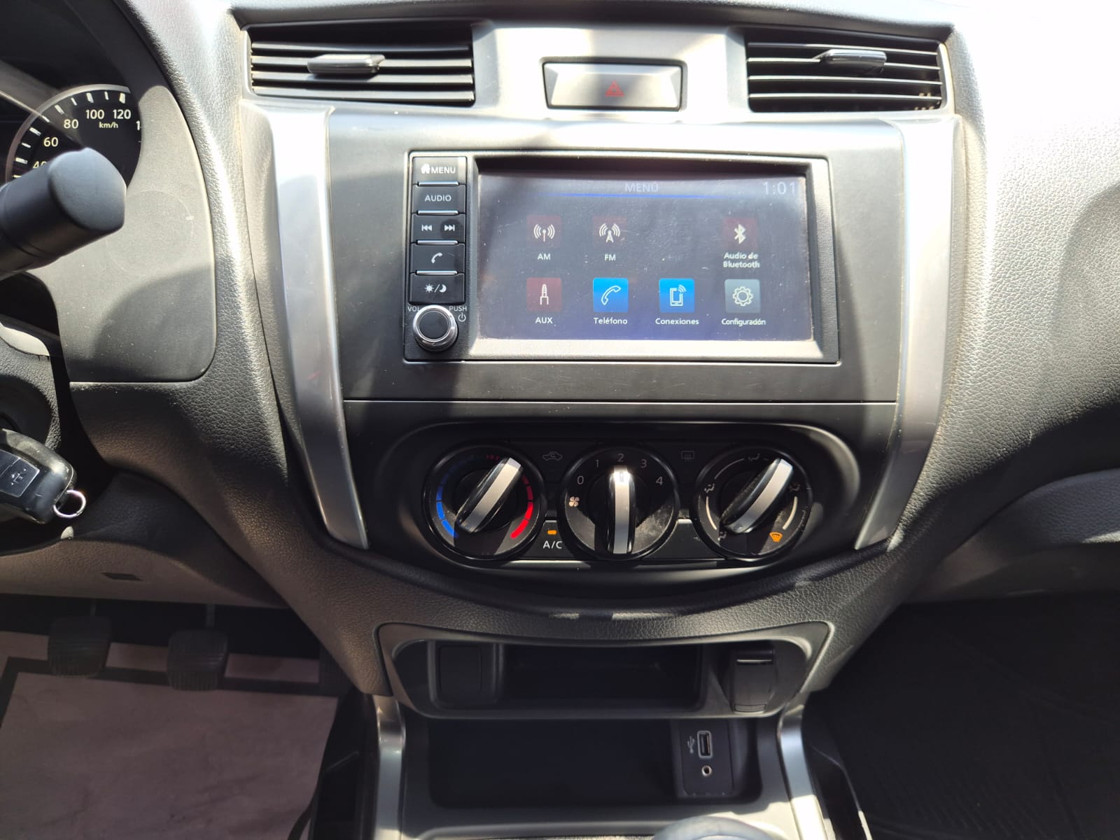 2023 Nissan Frontier FRONTIER LE TM '23