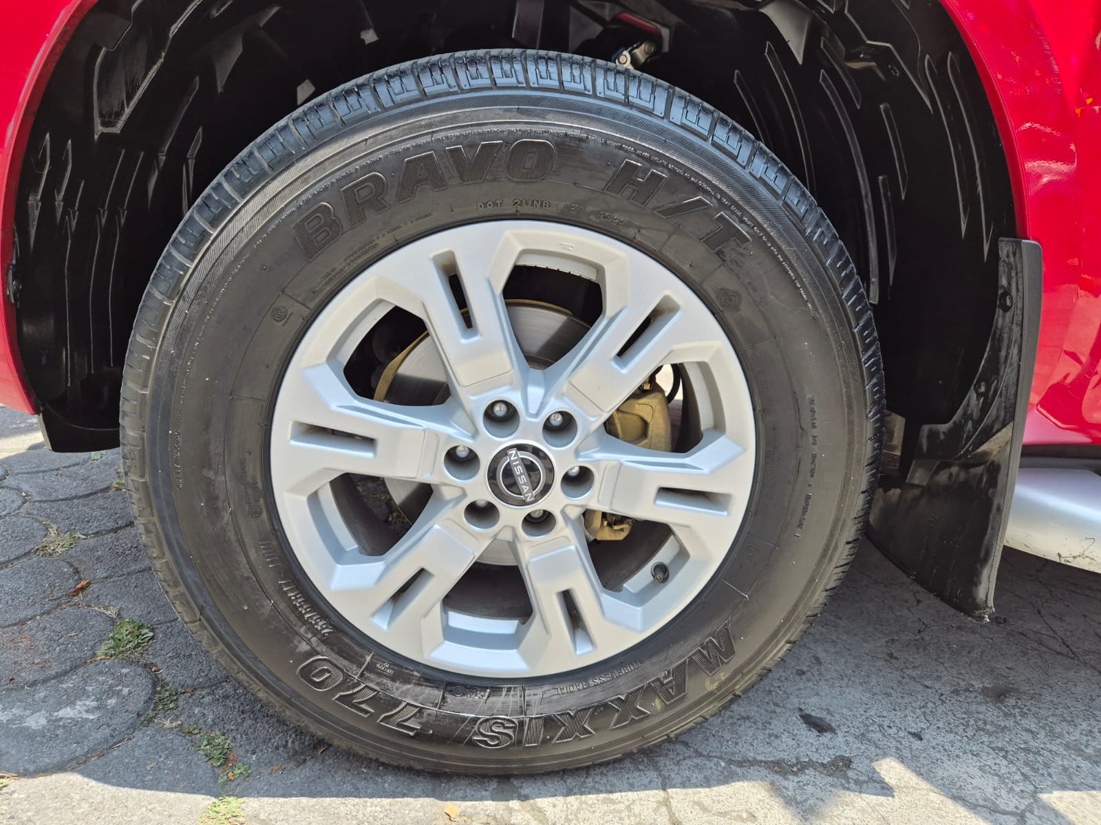 2023 Nissan Frontier FRONTIER LE TM '23