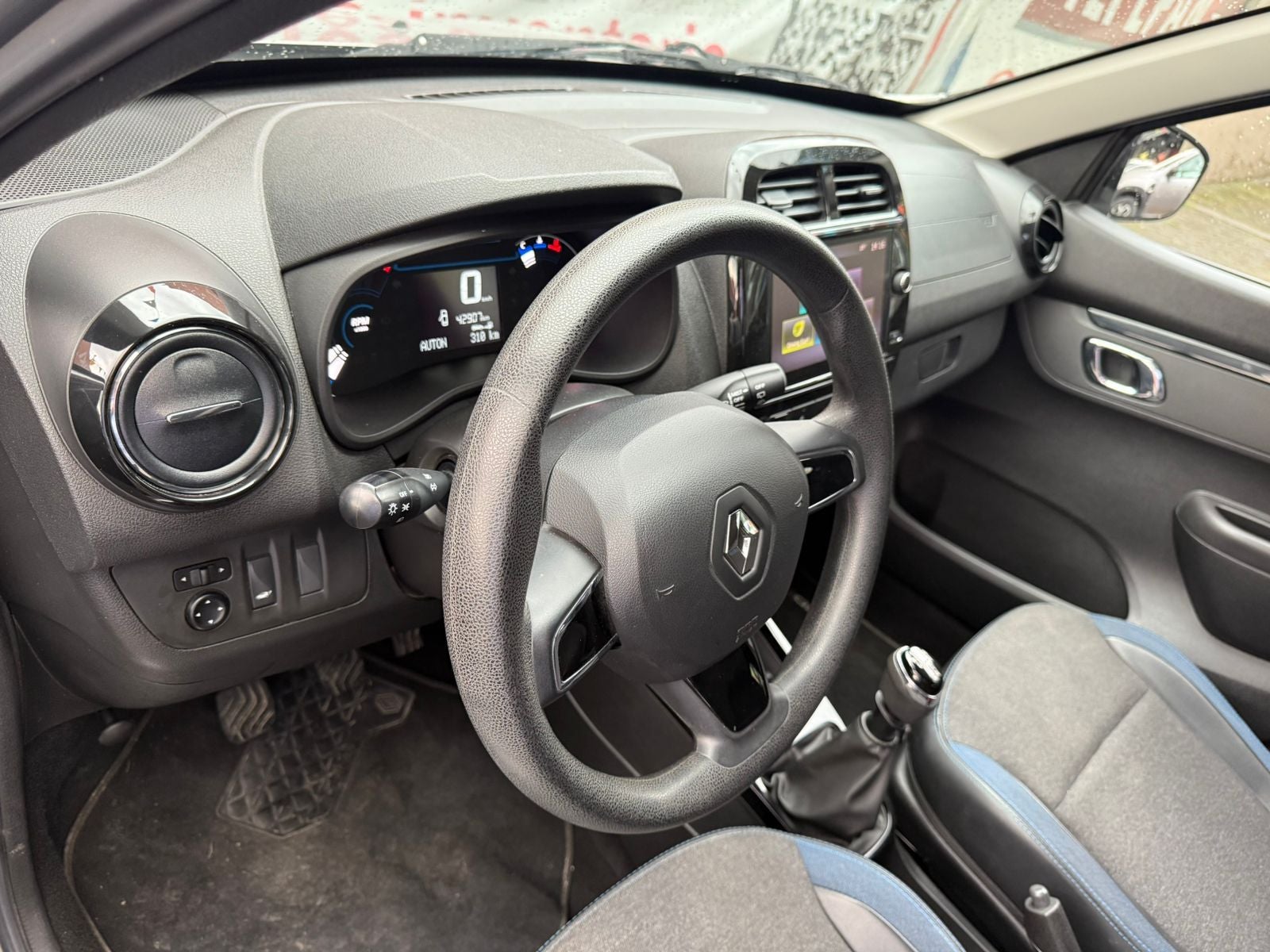 2024 Renault Kwid Base