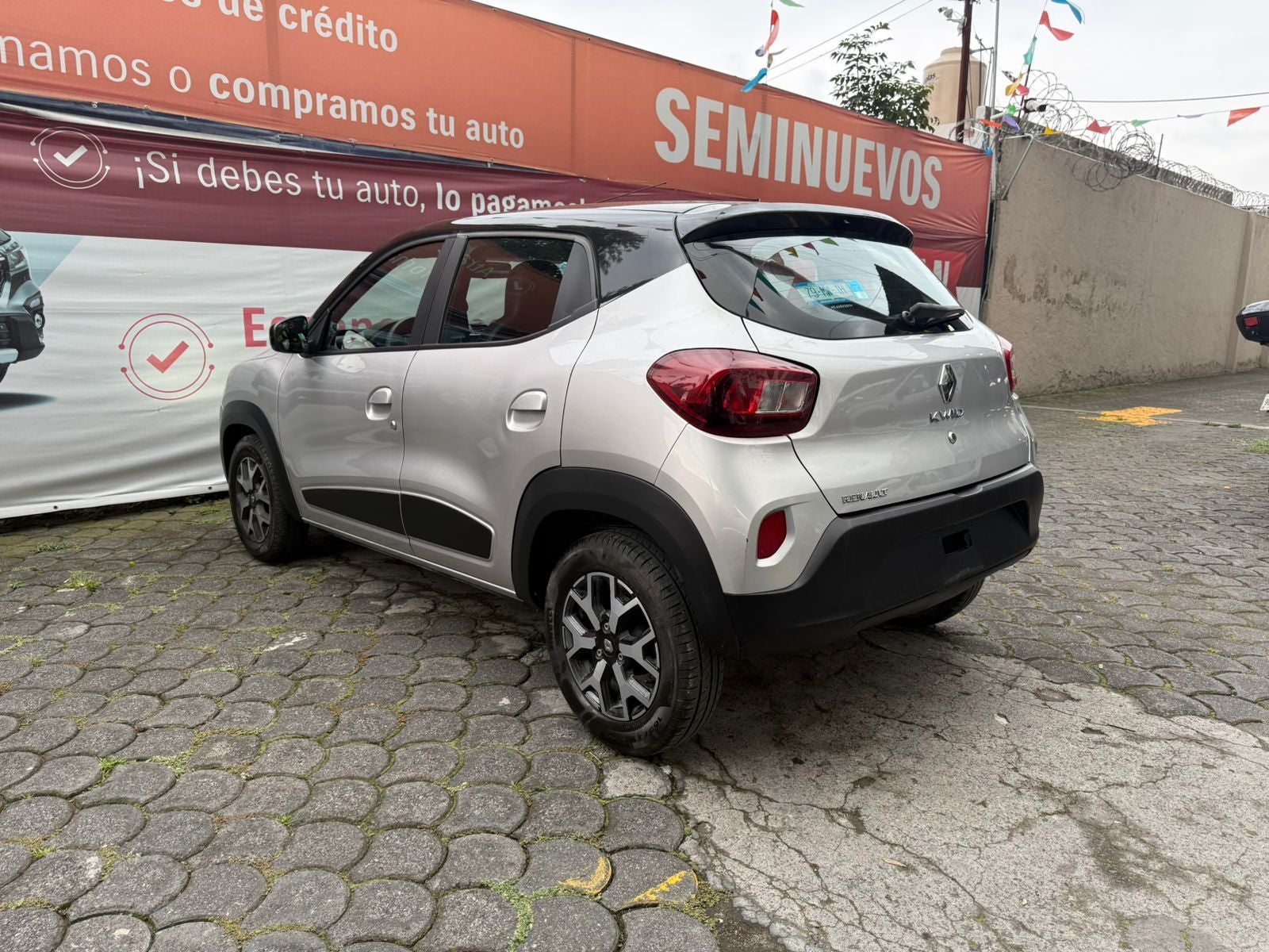 2024 Renault Kwid Base