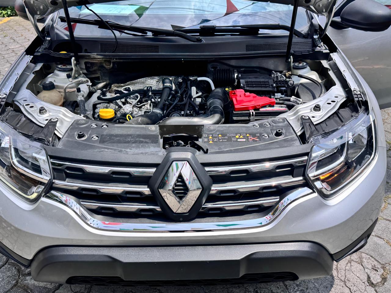 2023 Renault Duster ICONIC CVT