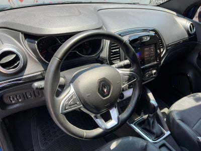 2022 Renault Captur ICONIC PLUS, L4, 1.3T, 154 CP, 5 PUERTAS, AUT, BA, AA
