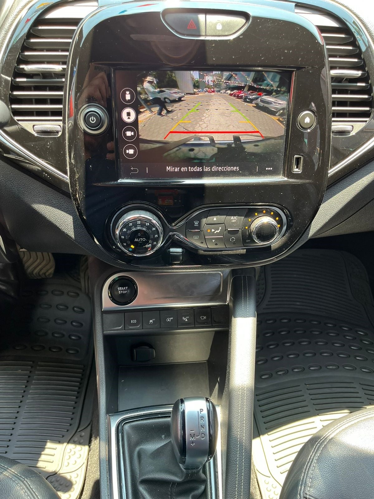 2022 Renault Captur ICONIC PLUS, L4, 1.3T, 154 CP, 5 PUERTAS, AUT, BA, AA