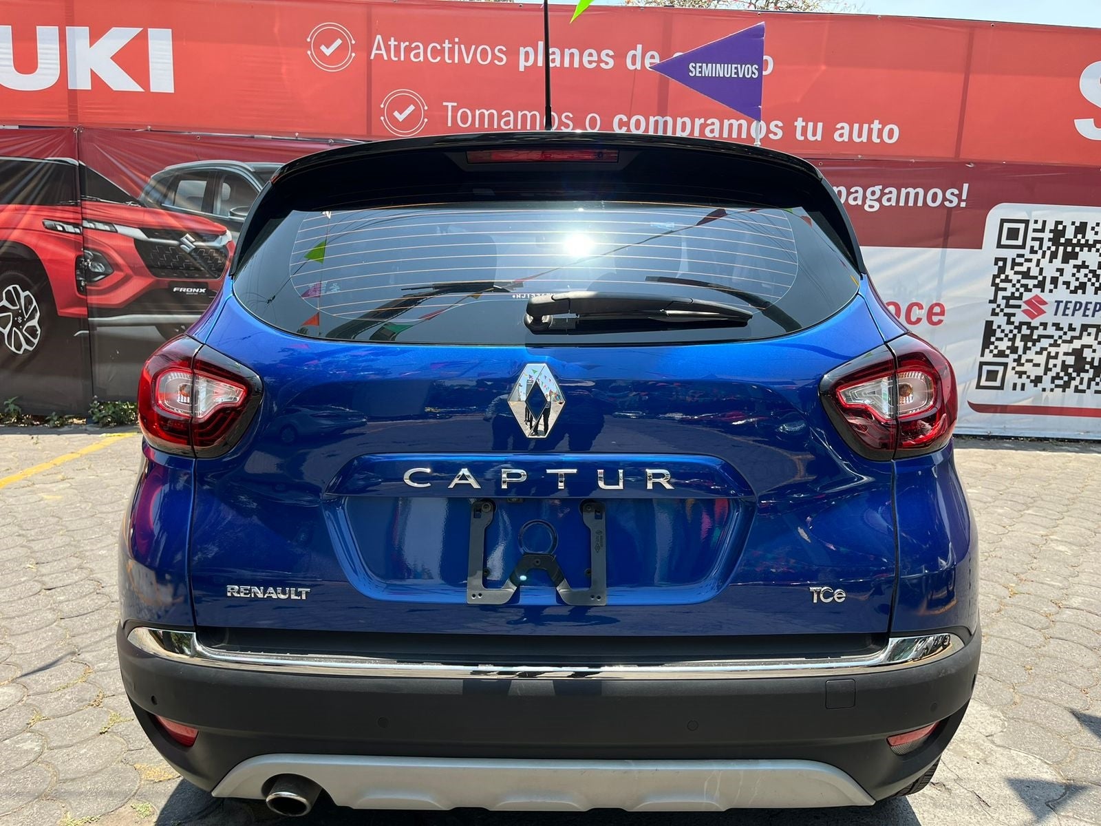 2022 Renault Captur ICONIC PLUS, L4, 1.3T, 154 CP, 5 PUERTAS, AUT, BA, AA