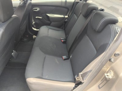 2017 Renault Logan EXPRESSION L4 1.6L 100 CP 4 PUERTAS AUT BA AA