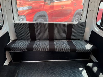 2023 Nissan Urvan URVAN PANEL VENTANAS AMPLIA '23