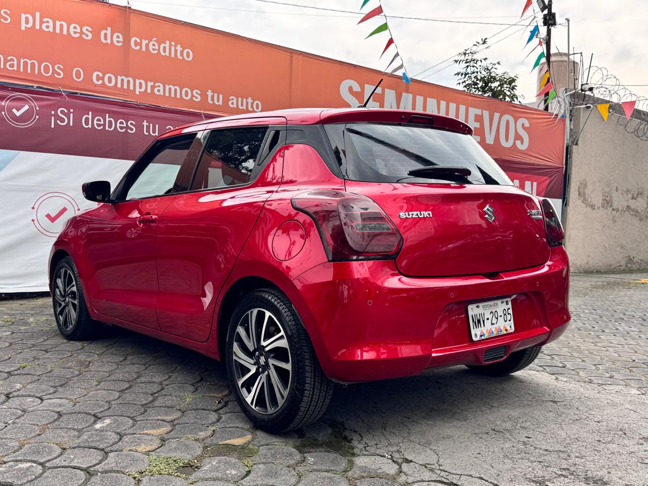 2021 Suzuki Swift GLX, L4, 1.2L, 82 CP, 5 PUERTAS, STD