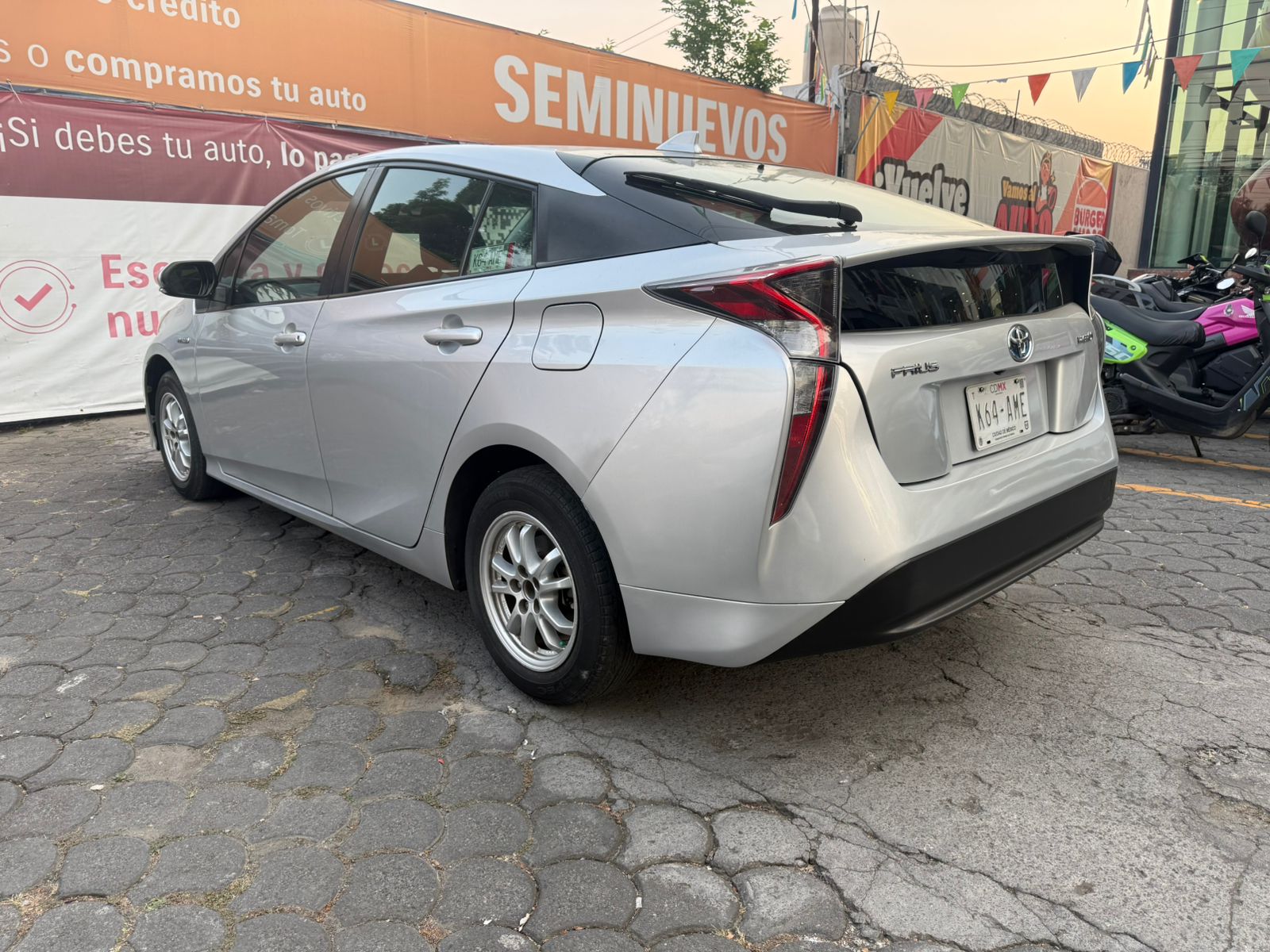 2017 Toyota Prius PREMIUM, L4, 1.8L, 98 CP, 5 PUERTAS, AUT, HIBRIDO