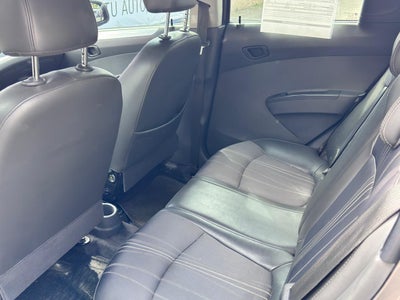 2017 Chevrolet Spark LT, L4, 1.2L, 81 CP, 5 PUERTAS, STD