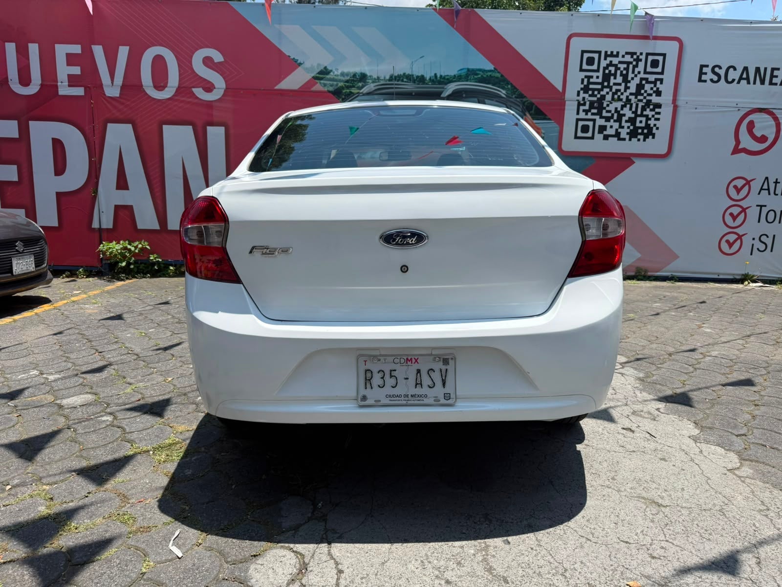 2017 Ford Figo TITANIUM L4 1.5L 105 CP 4 PUERTAS AUT BA AA
