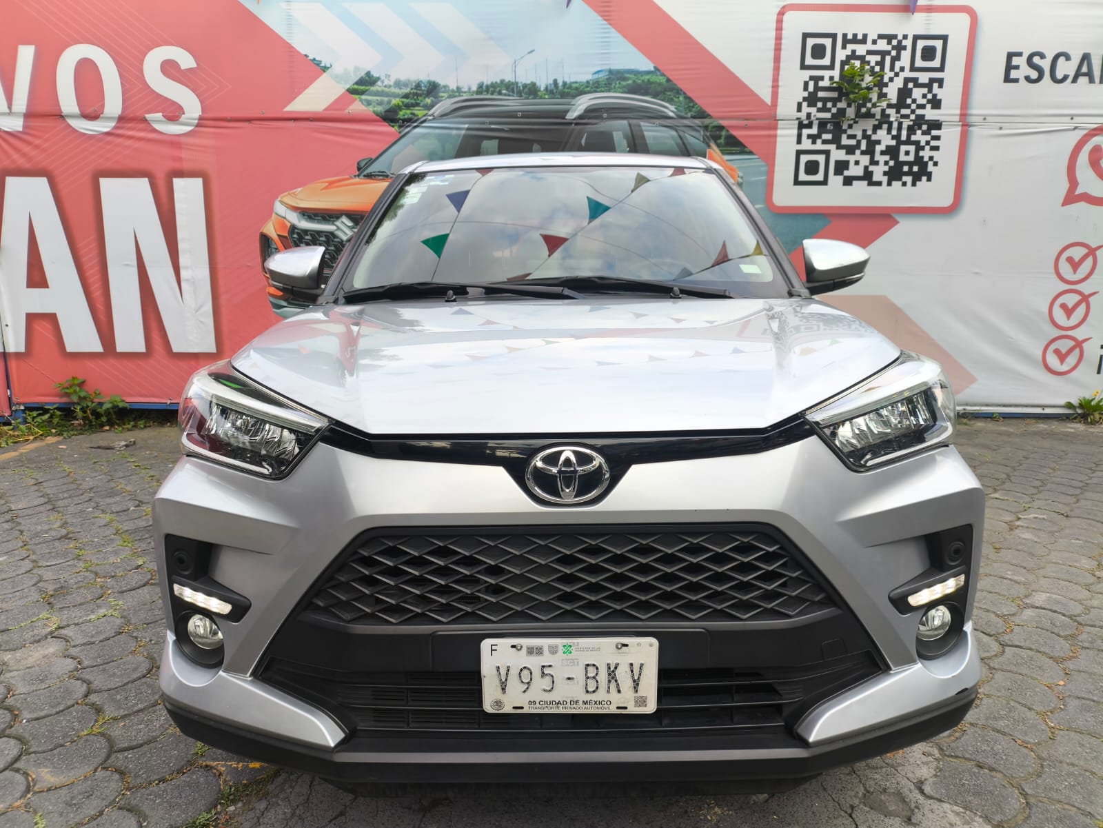 2023 Toyota Raize XLE BITONO, L3, 1.0L, 97 CP, 5 PUERTAS, AUT