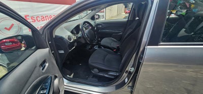 2019 Dodge Attitude SXT, L3, 1.2L, 79 CP, 4 PUERTAS, STD