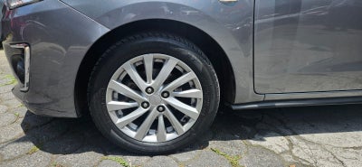 2019 Dodge Attitude SXT, L3, 1.2L, 79 CP, 4 PUERTAS, STD