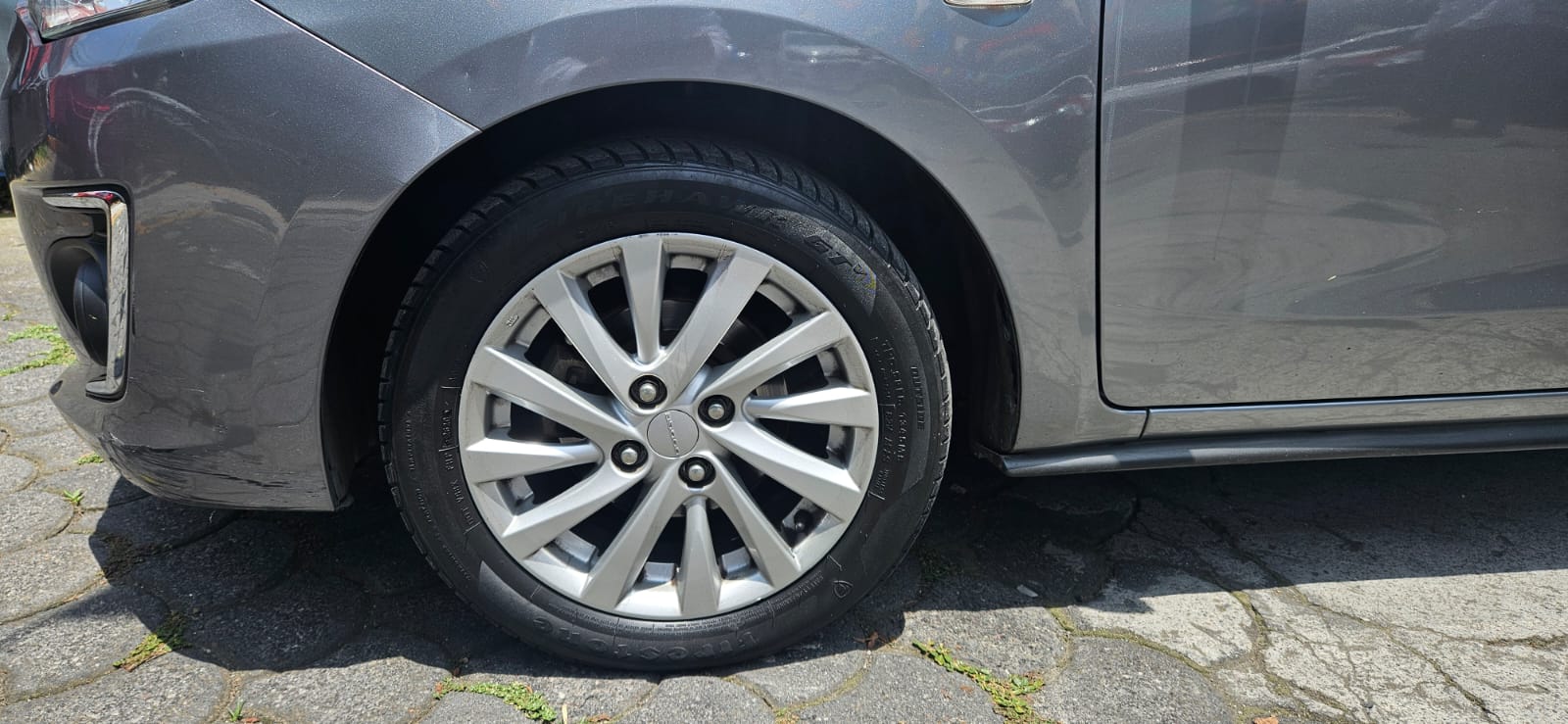 2019 Dodge Attitude SXT, L3, 1.2L, 79 CP, 4 PUERTAS, STD