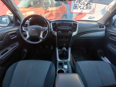 2022 Mitsubishi L200 GLX, L4, 2.4L, 126 CP, 4 PUERTAS, STD