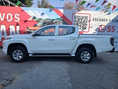 2022 Mitsubishi L200 GLX, L4, 2.4L, 126 CP, 4 PUERTAS, STD