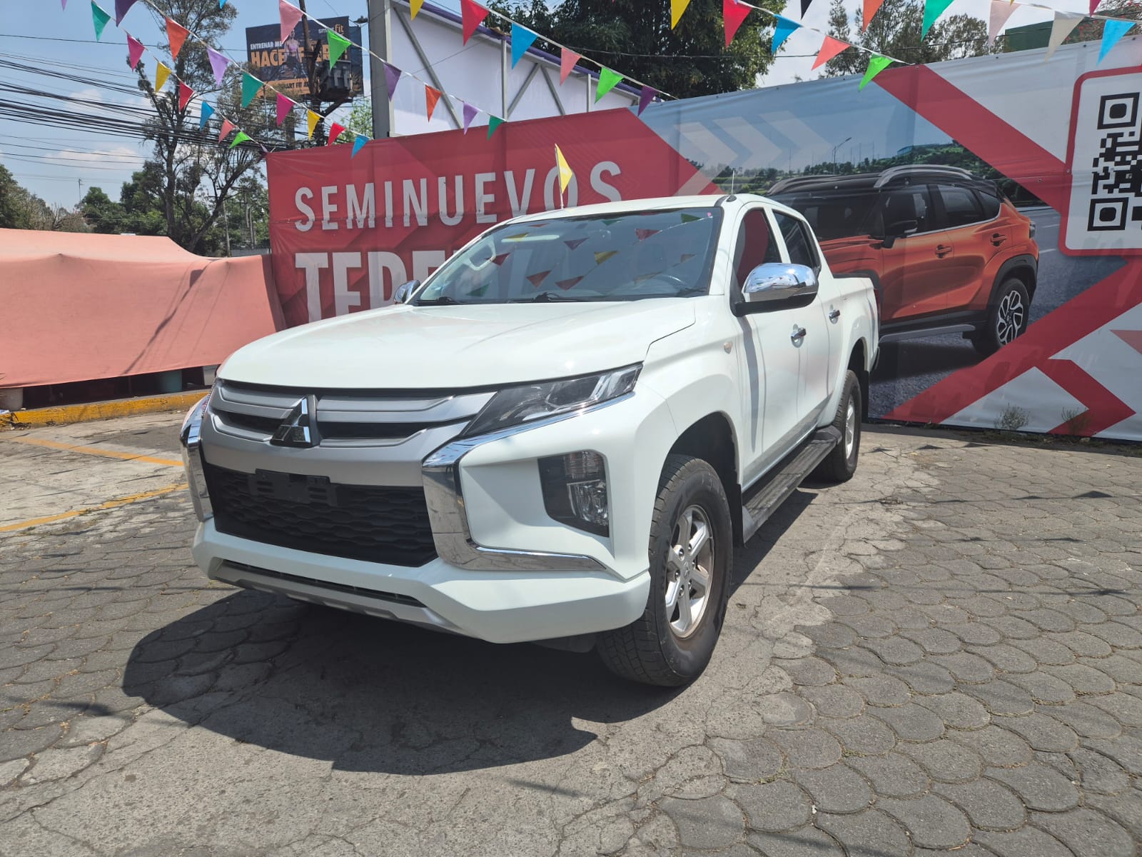 2023 Mitsubishi L200 GLX, L4, 2.4L, 178 CP, 4 PUERTAS, STD, DIESEL