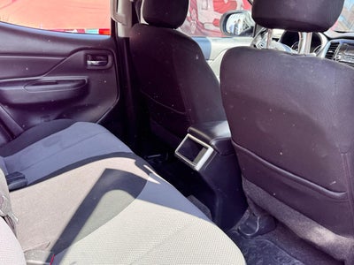 2022 Mitsubishi L200 GLX, L4, 2.4L, 126 CP, 4 PUERTAS, STD