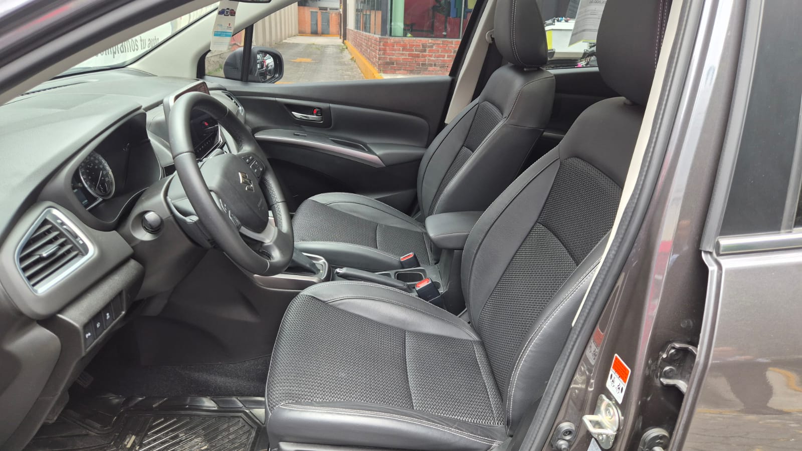 2024 SUZUKI S-Cross BOOSTERJET GLX, 1.4L, 138 HP, 4 CIL, A/T, 5 PUERTAS