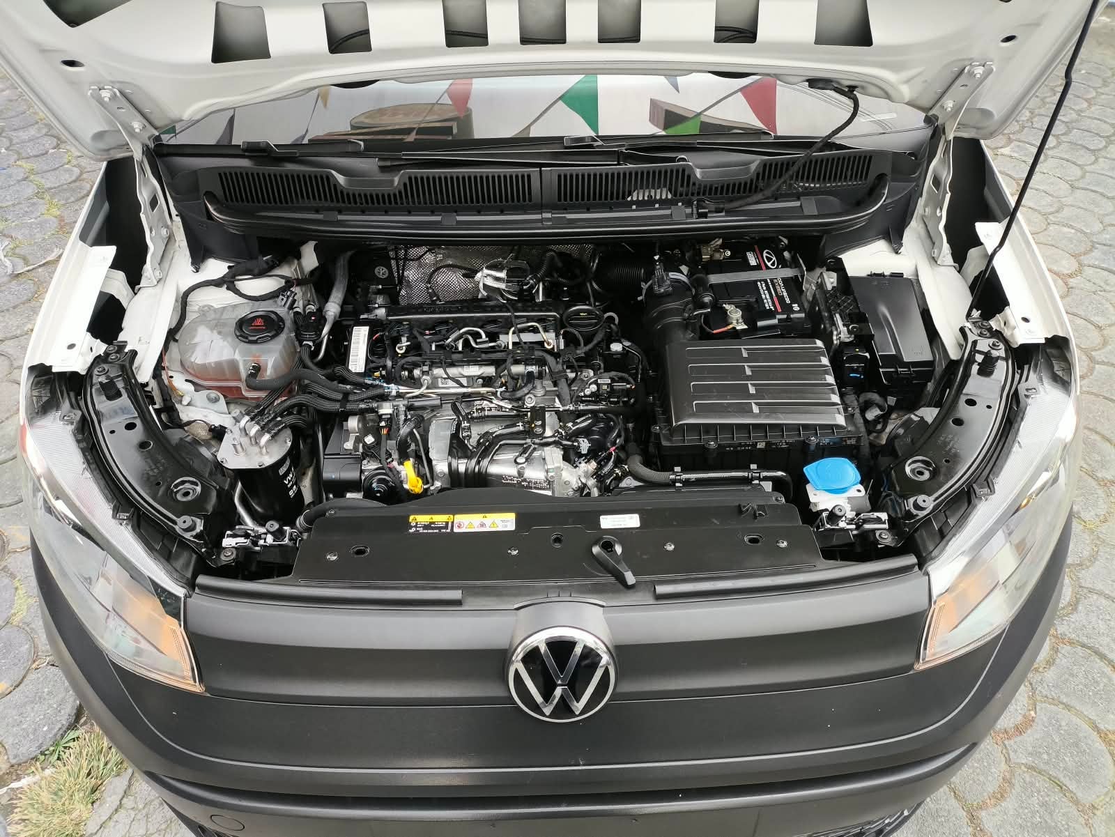 2024 Volkswagen Caddy CARGO VAN MAXI, L4, 2.0L, 110 CP, 5 PUERTAS, STD, AA