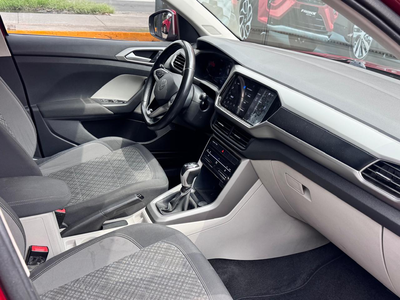 2022 Volkswagen T-Cross COMFORTLINE, L4, 1.6L, 110 CP, 5 PUERTAS, AUT